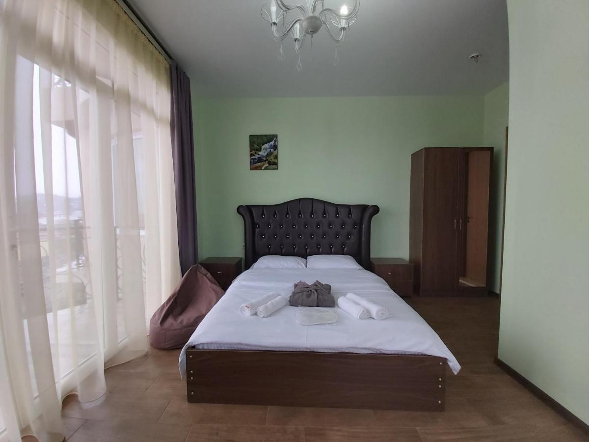 Hotel Maria Batumi Luaran gambar