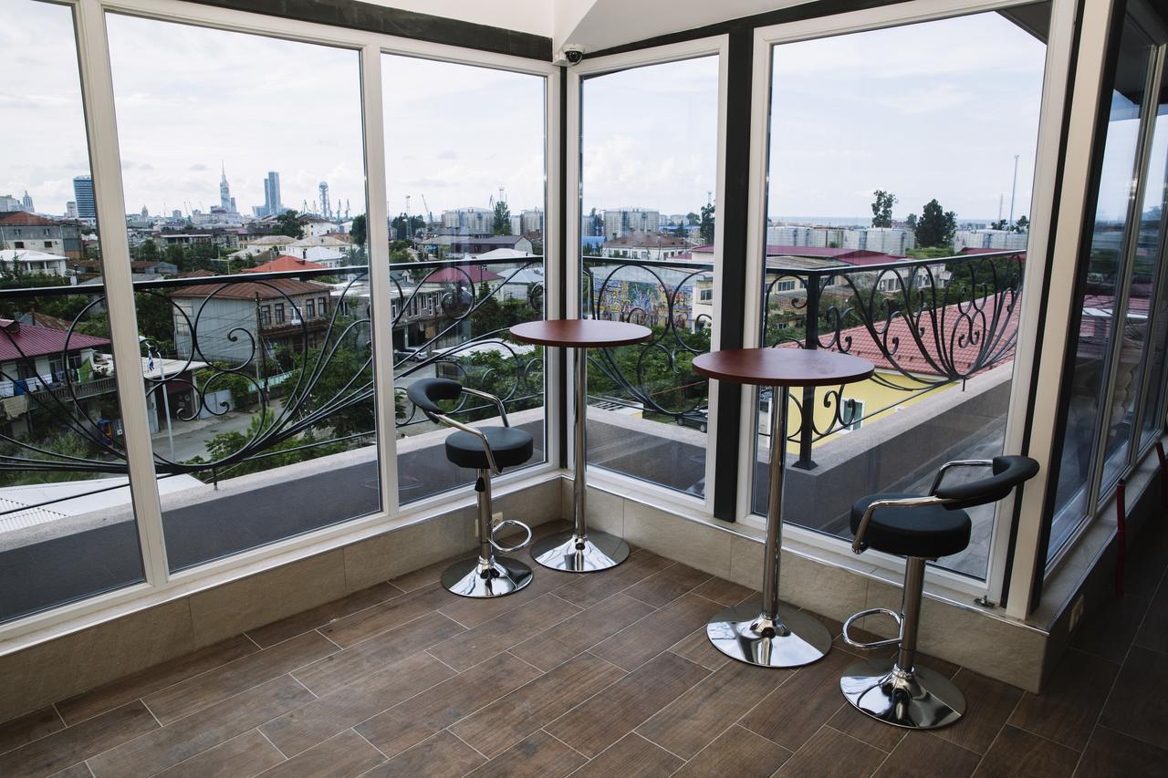 Hotel Maria Batumi Luaran gambar