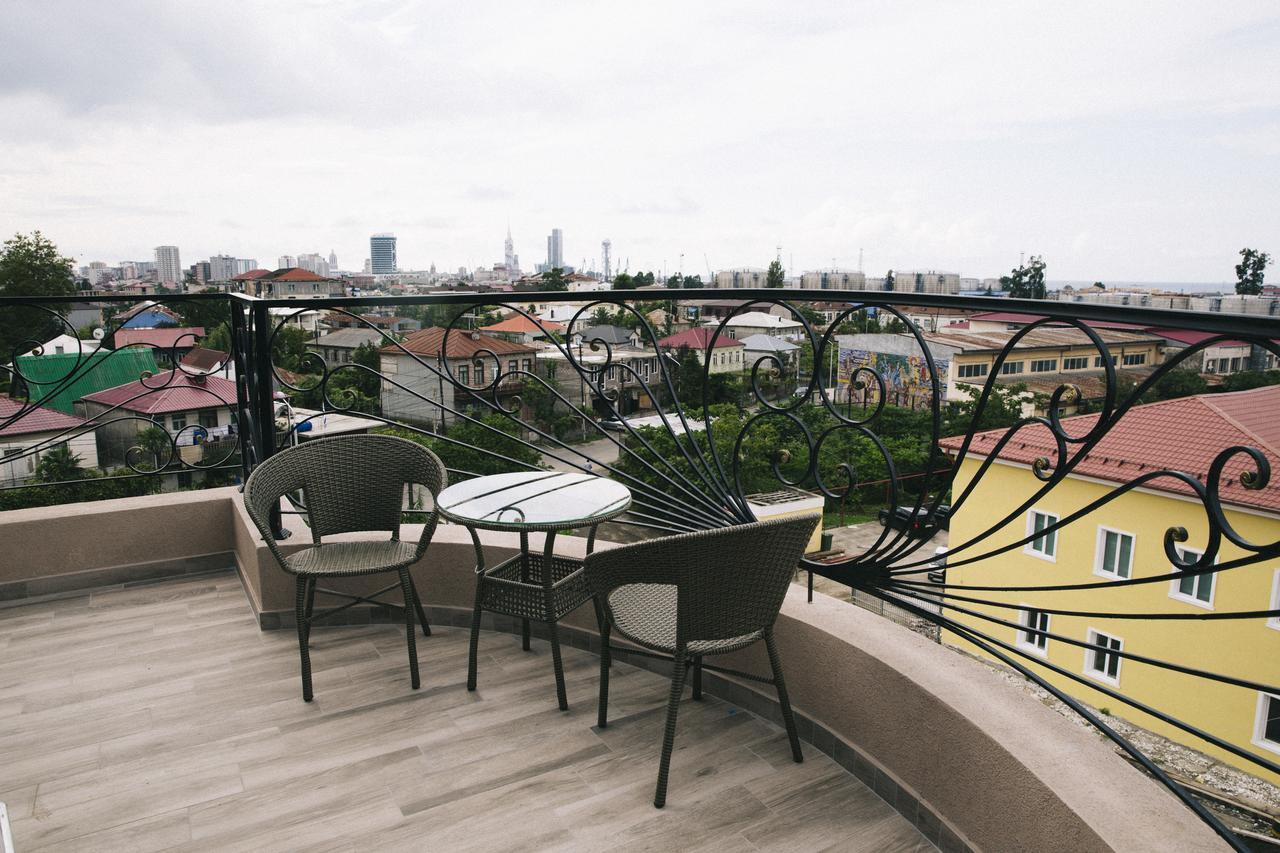 Hotel Maria Batumi Luaran gambar