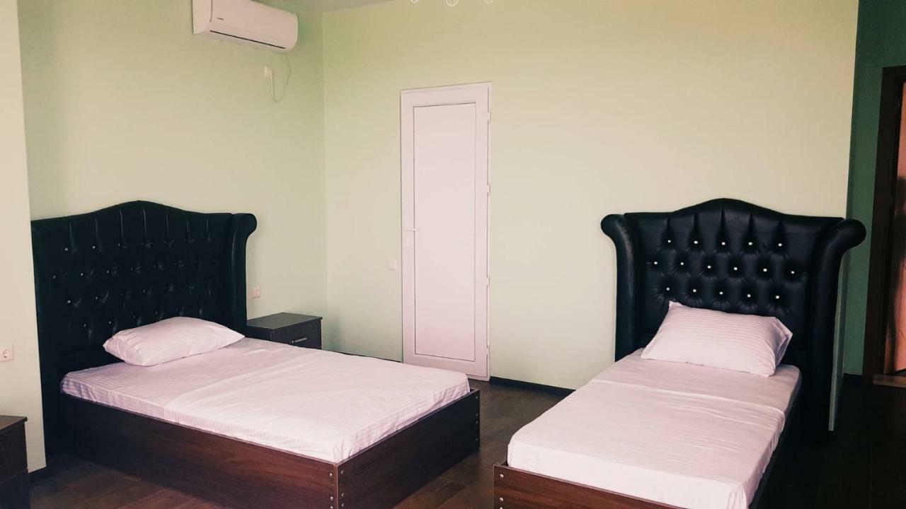 Hotel Maria Batumi Luaran gambar